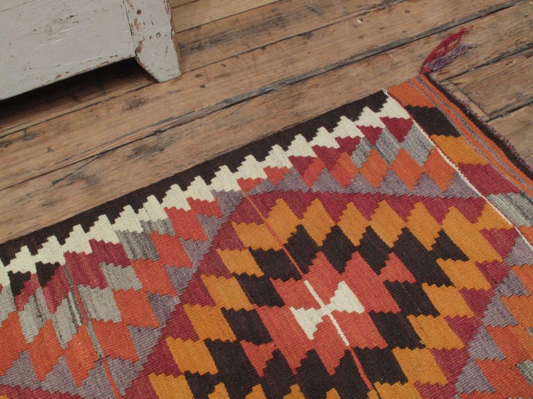 Mut Kilim In Good Condition In New York, NY