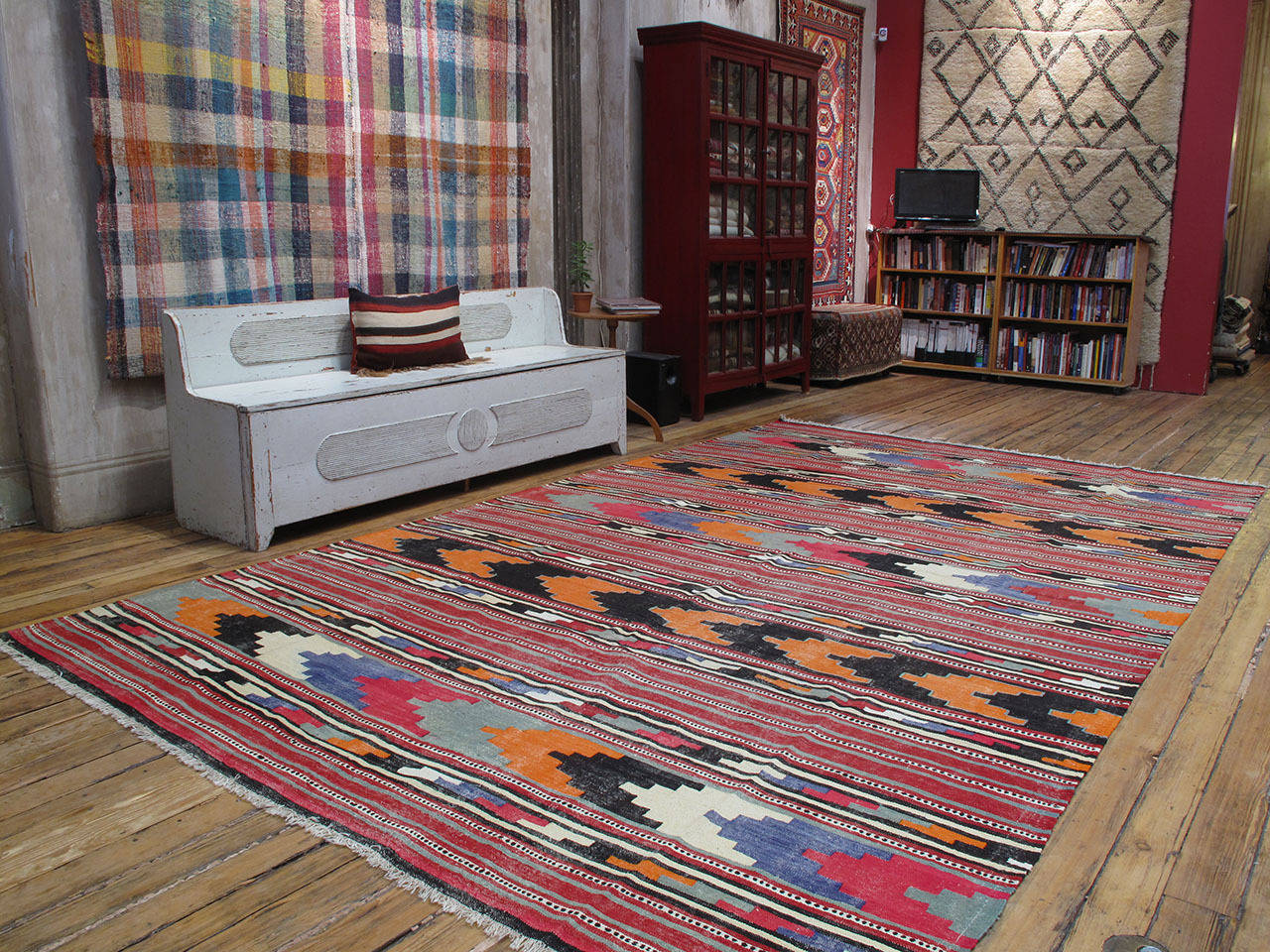 Mihalic Kilim rug. A large tribal flat-weave rug from Northwestern Turkey featuring a banded design that is usually seen in smaller kilims. This rug is in an unusually large size.