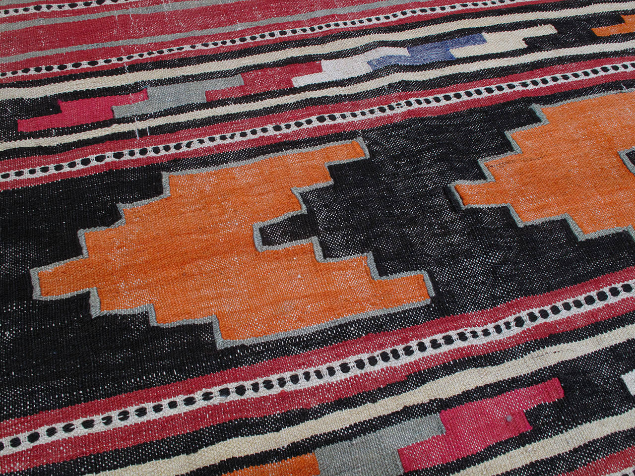 Mihalic Kilim Rug In Good Condition In New York, NY