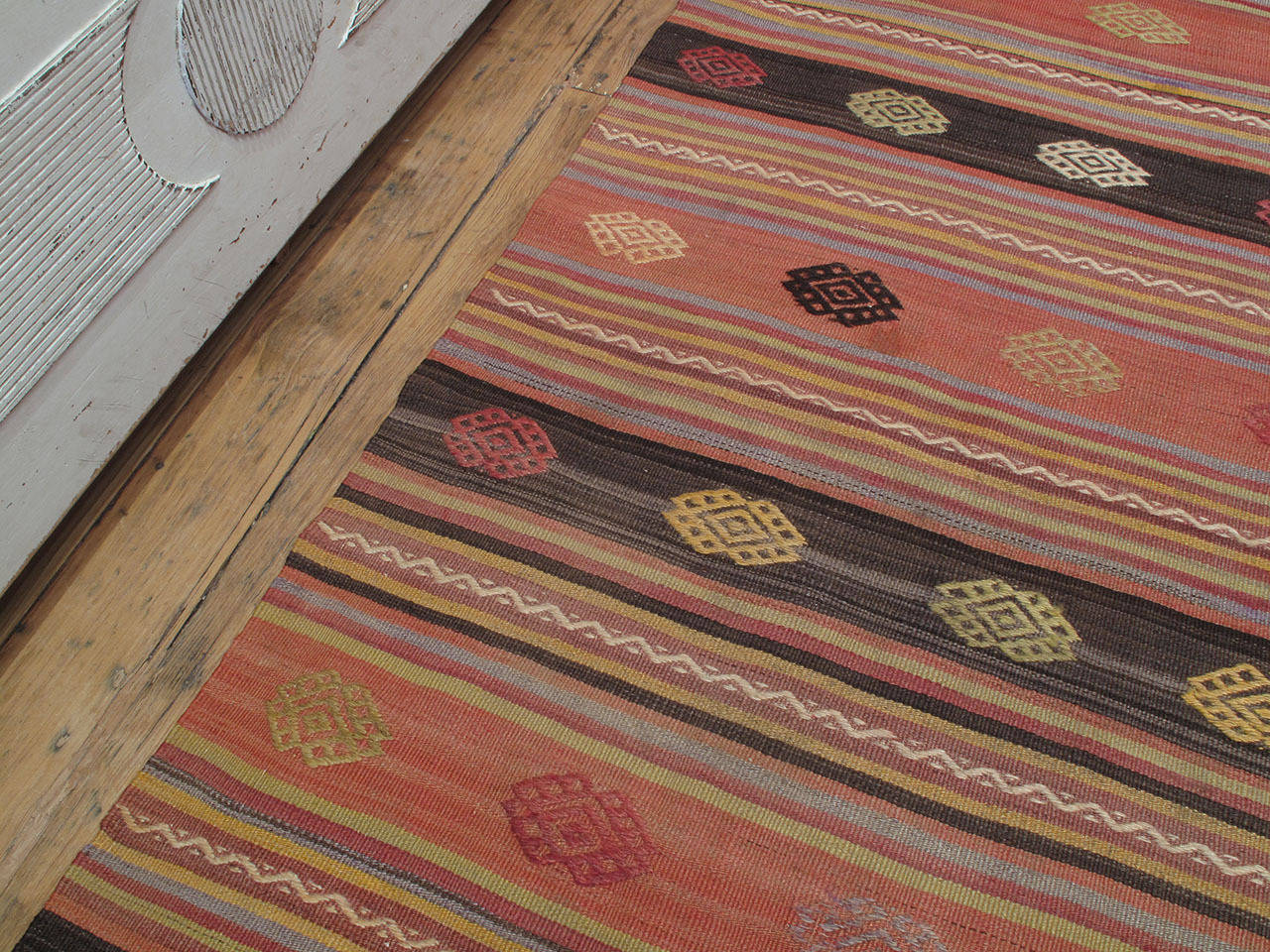 Kilim Rug with Decorated Bands In Good Condition For Sale In New York, NY