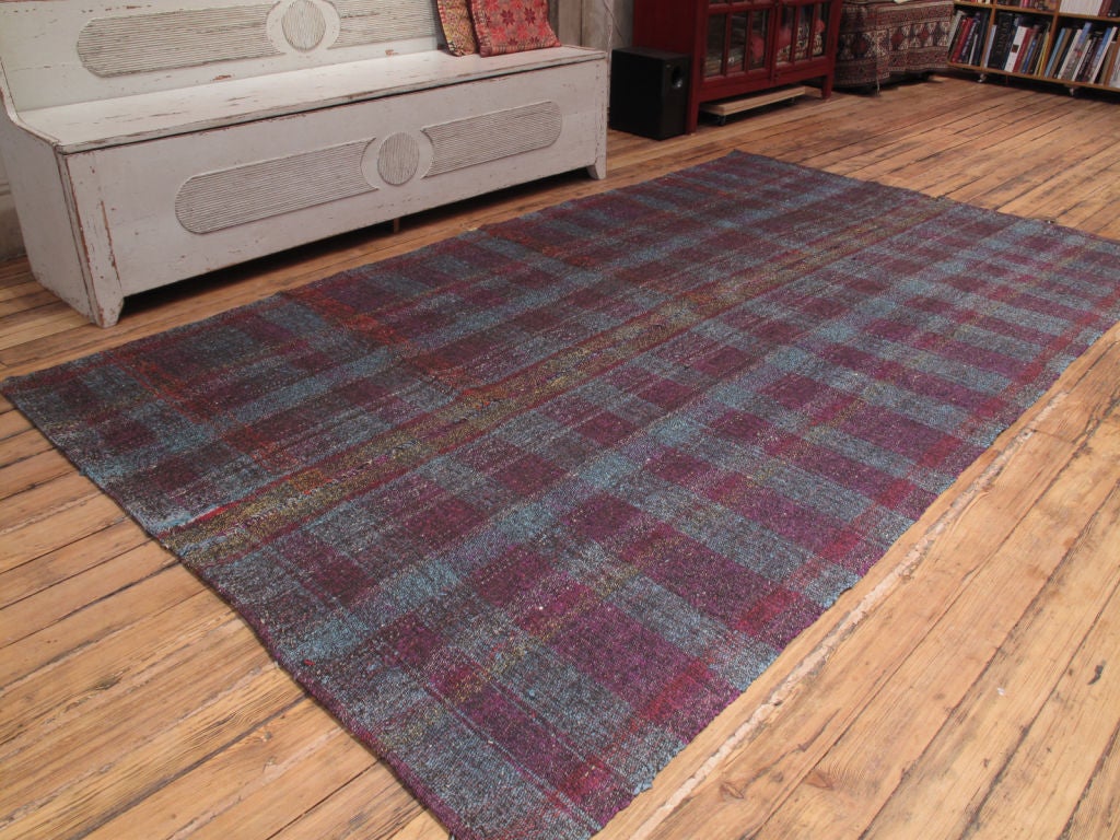 Pala Kilim rug. Vintage Turkish kilim rug woven using re-cycled cotton fabric, wool and goat hair. This is a technique used by weavers all around the world. We recently acquired a number of these rugs and they are more sturdily made, with great