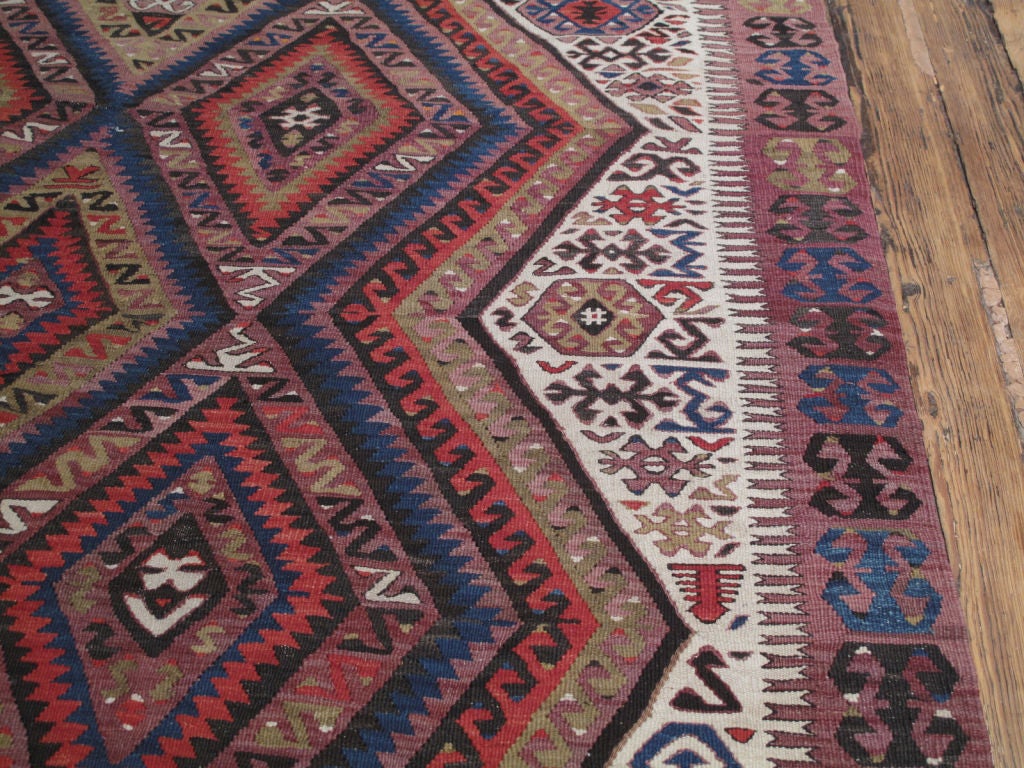 Fethiye Kilim Rug In Excellent Condition For Sale In New York, NY