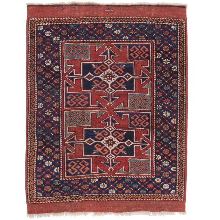 Antique Avunya Rug For Sale at 1stdibs