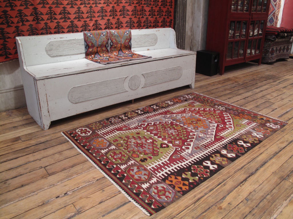 Sivrihisar Kilim rug. A great Western Anatolian Kilim rug featuring the classic multiple arches design of this region.