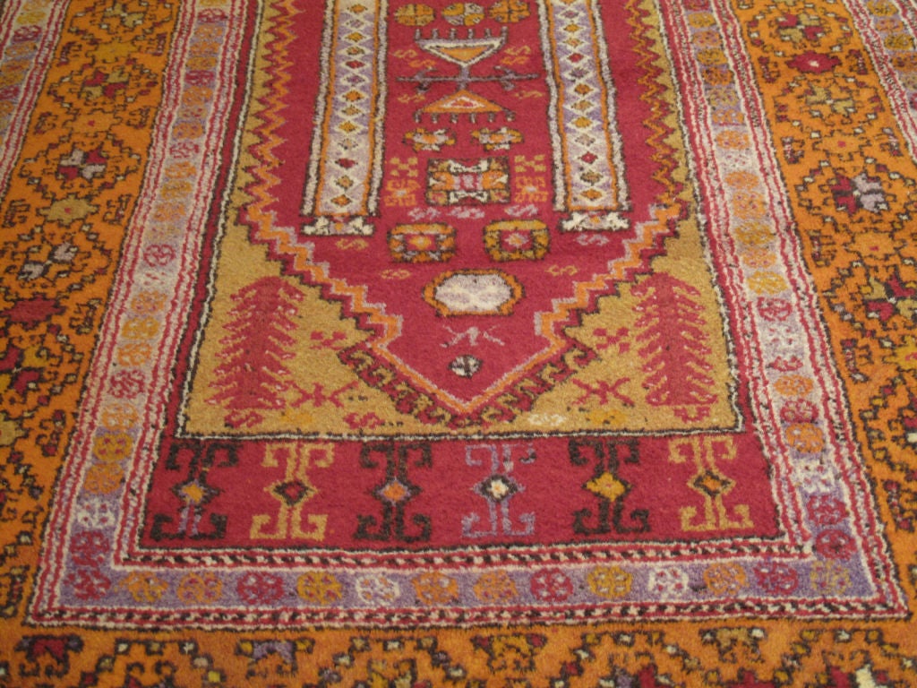 Antep Prayer Rug In Excellent Condition For Sale In New York, NY