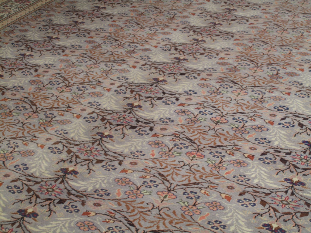 Kayseri Carpet In Good Condition For Sale In New York, NY