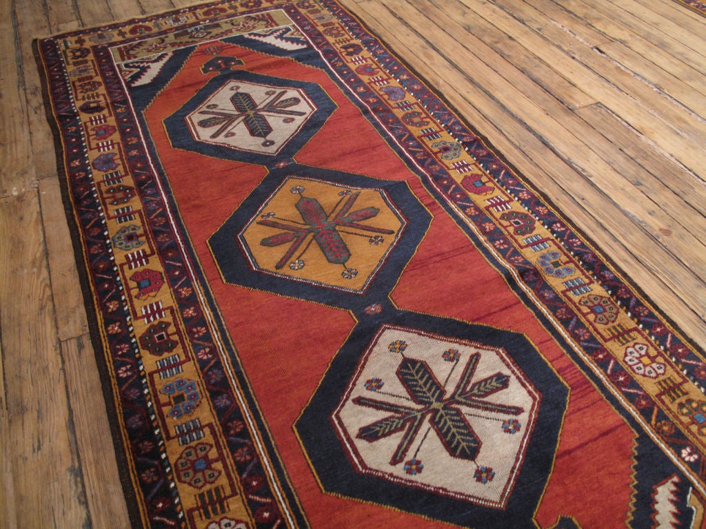 Yahyali Rug In Good Condition For Sale In New York, NY