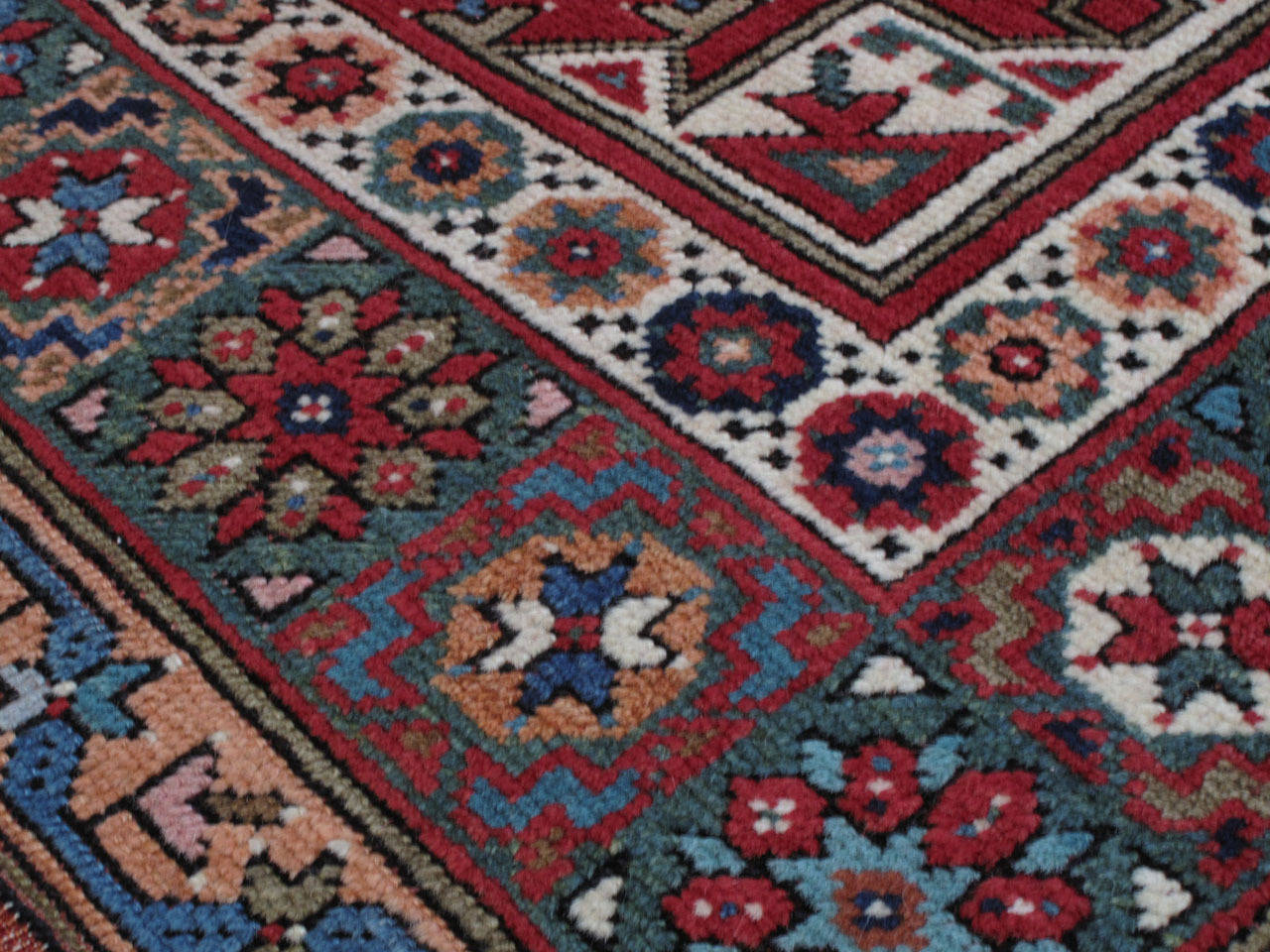 Dazkiri Rug In Good Condition For Sale In New York, NY