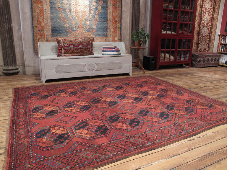 Antique Turkmen carpet. A very handsome tribal carpet or rug by the Ersari Turkmen of Central Asia, featuring the characteristic design of this tribe.