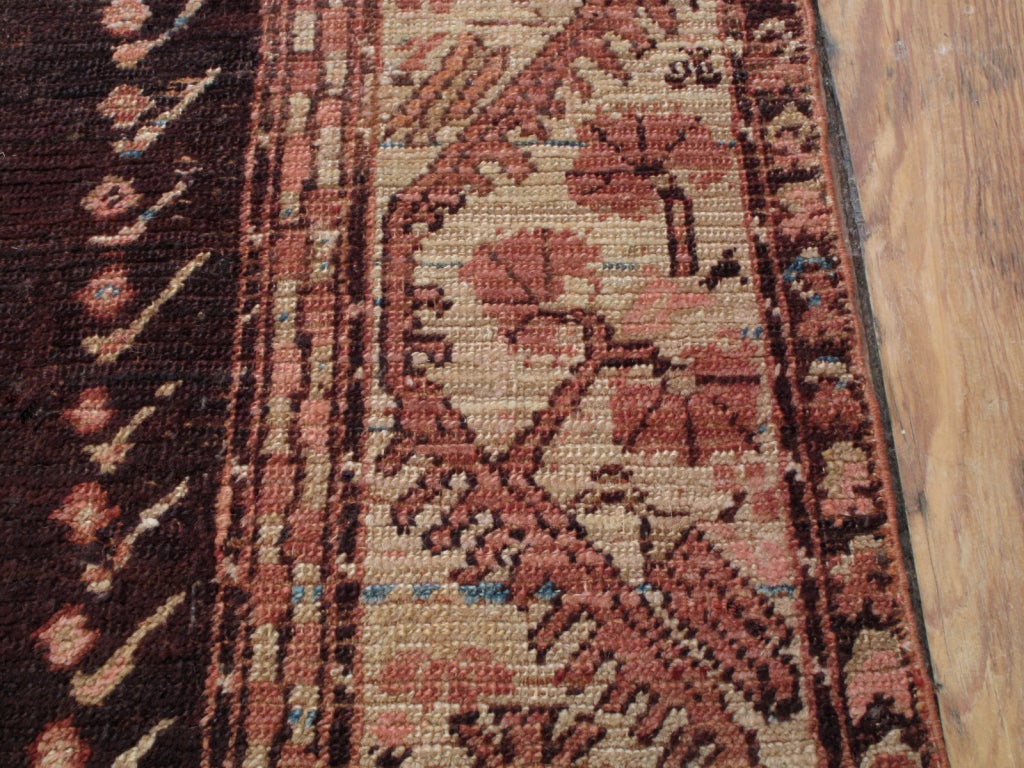 Antique Kula Long Rug in Angora In Good Condition For Sale In New York, NY