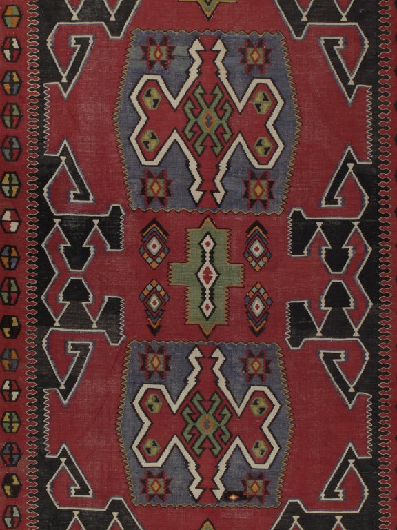 Caucasian Kilim rug. A very high quality, finely woven, tribal flat-weave rug from the Caucasus with an intricate and intriguing design.