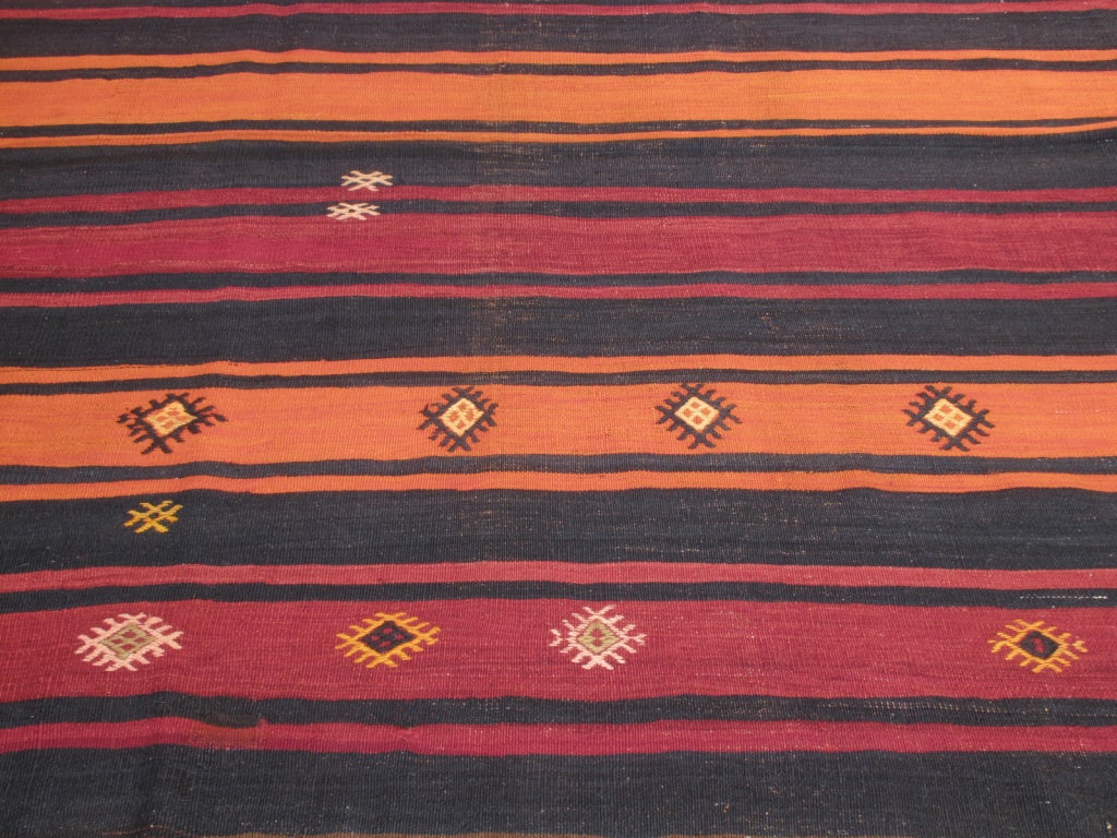 Banded Kilim Rug In Good Condition For Sale In New York, NY