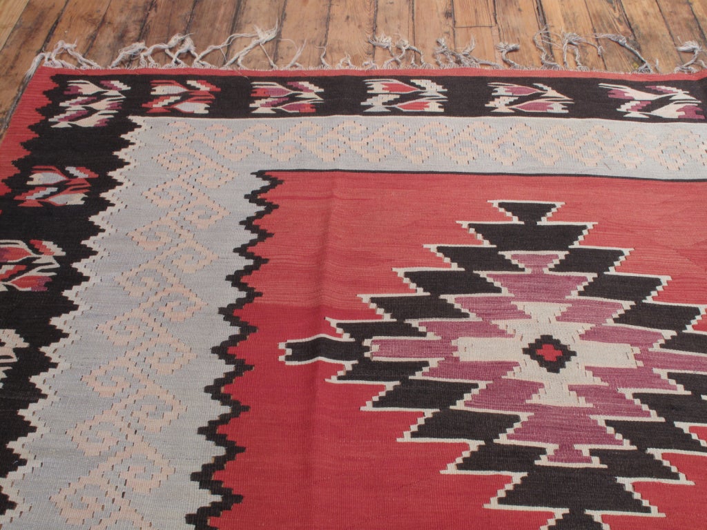 Mid-20th Century Balkan Kilim Rug For Sale