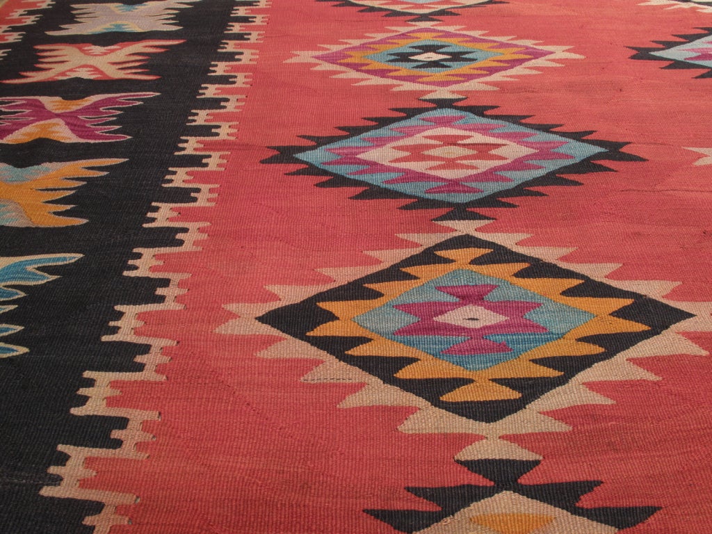 Mid-20th Century Balkan Kilim Rug For Sale