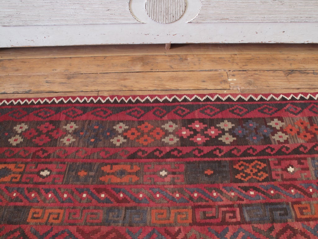 Large Uzbek Kilim In Excellent Condition In New York, NY