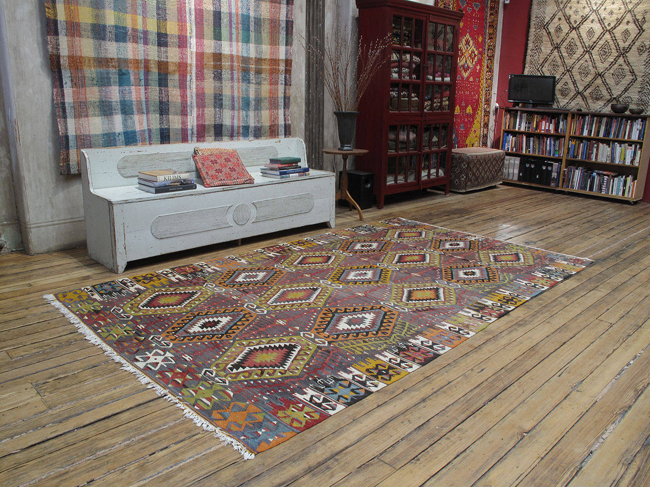 West Anatolian Kilim rug. A very attractive and high quality example of kilim weaving from Western Turkey. Such rug pieces display the ability of talented weavers to interpret classical motifs and create original compositions, keeping centuries-old