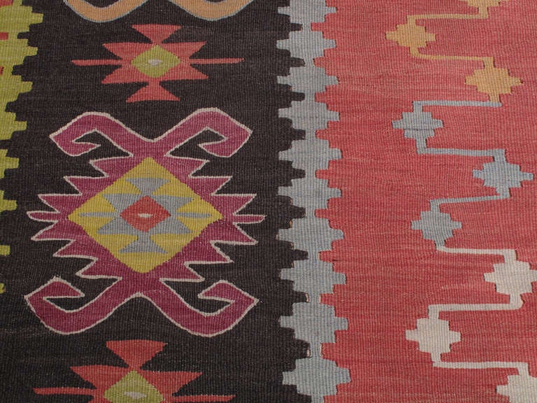 Balkan Kilim Rug In Good Condition For Sale In New York, NY