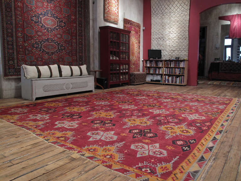 Large antique Sharkisla Kilim rug. A large format antique Kilim rug from the Sivas Region in east-central Turkey with a well-known design but exceptional colors. This rug is a high quality example that is also very well preserved.