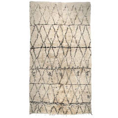 Large Beni Ouarain Moroccan Berber Carpet