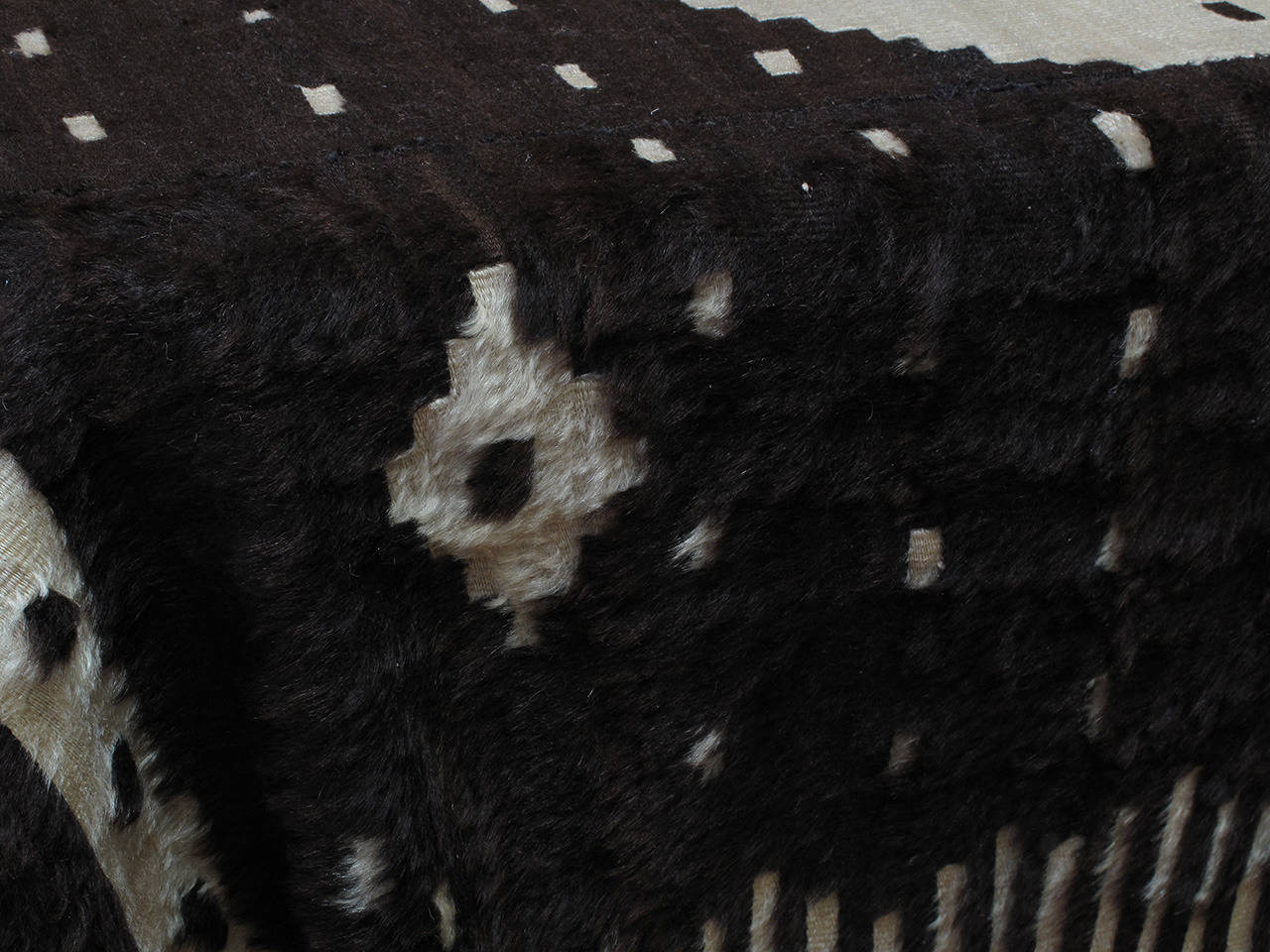 Angora Blanket In Good Condition In New York, NY