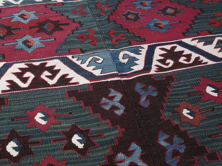 Antique Central Anatolian Kilim Rug In Excellent Condition For Sale In New York, NY