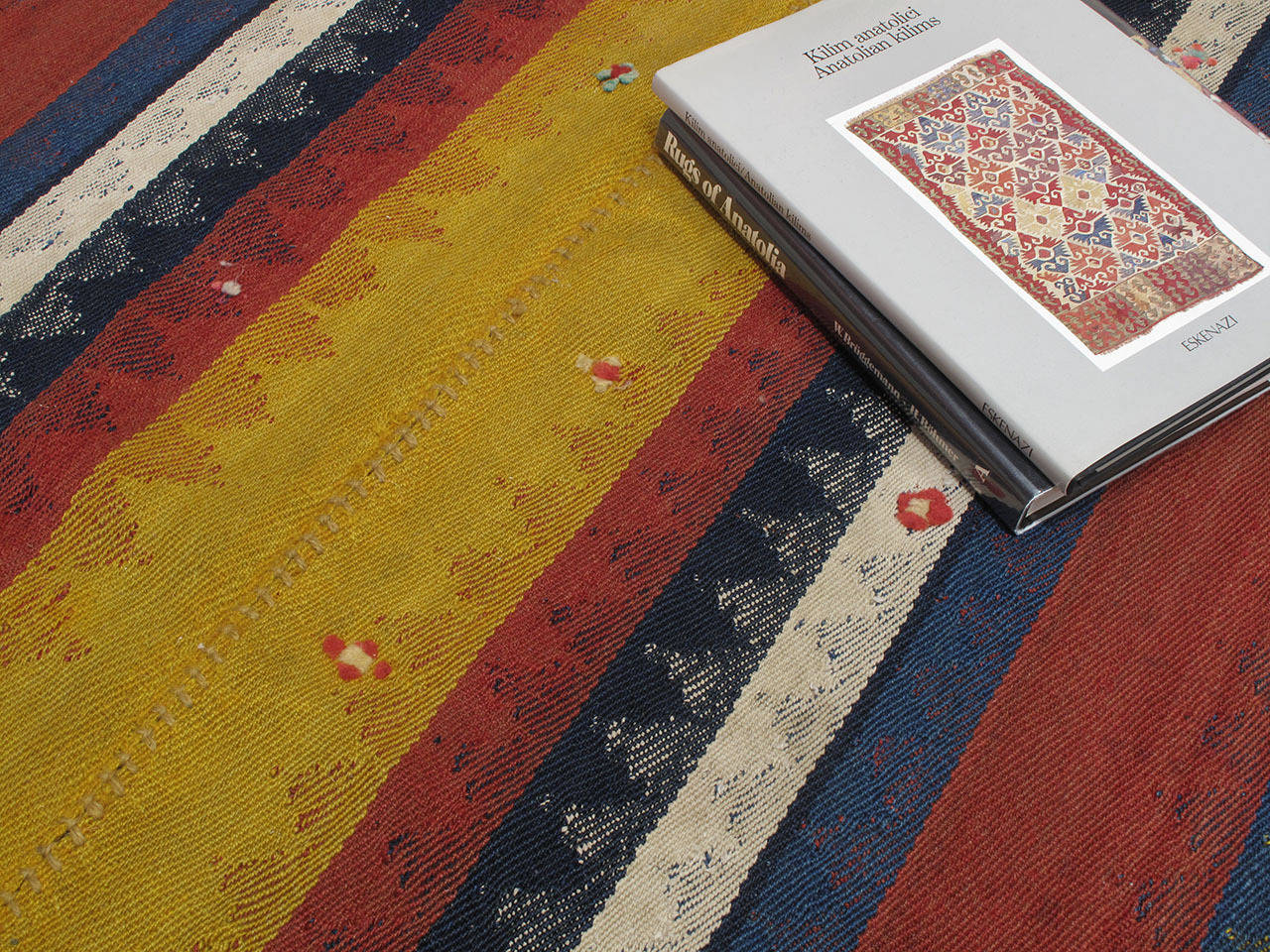 Antique Qashqai Kilim In Good Condition In New York, NY