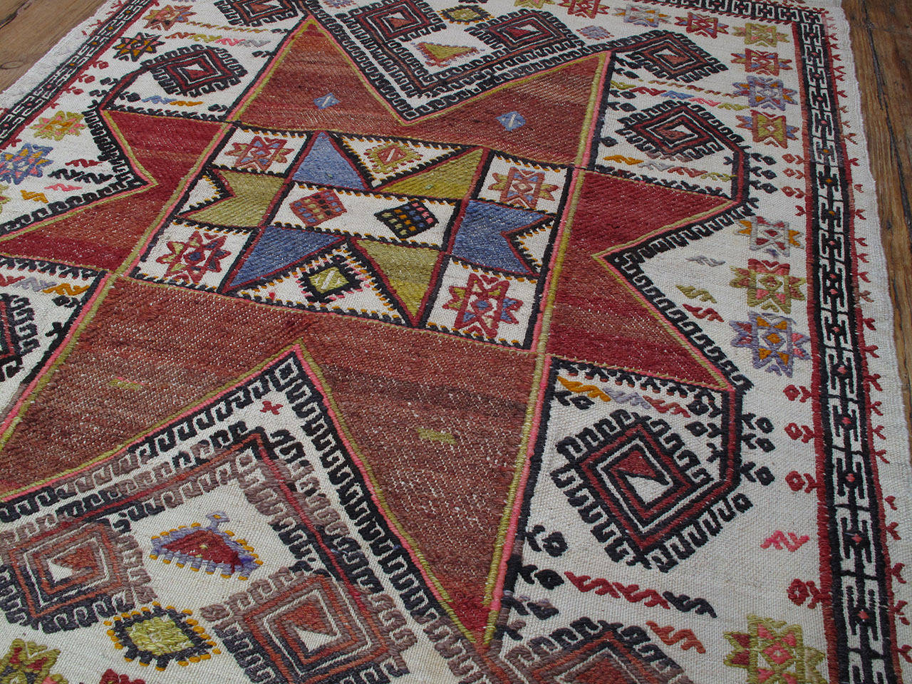 Hand-Woven Small Kilim with Large Star