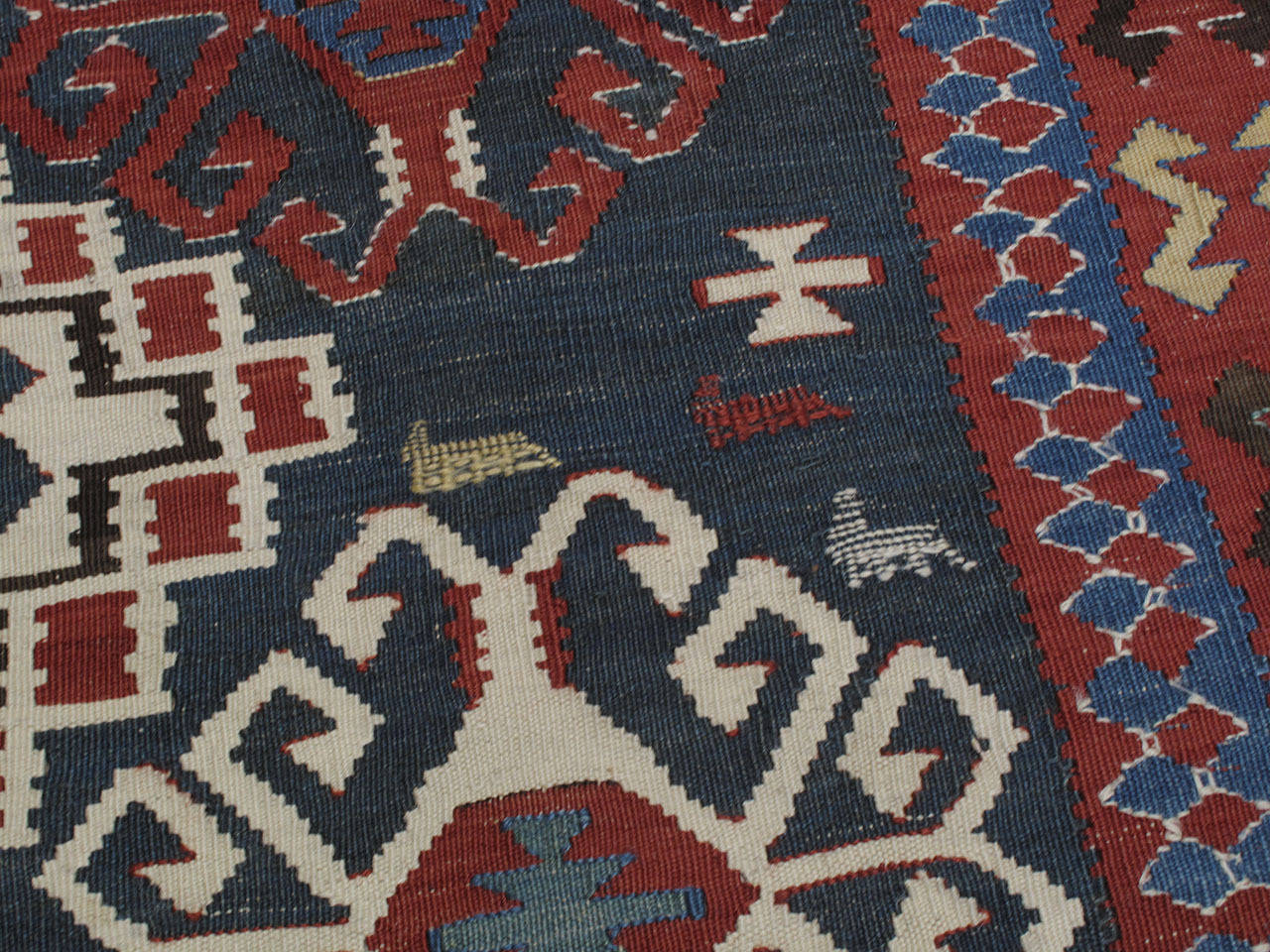 Antique Shirvan Kilim Rug In Good Condition In New York, NY