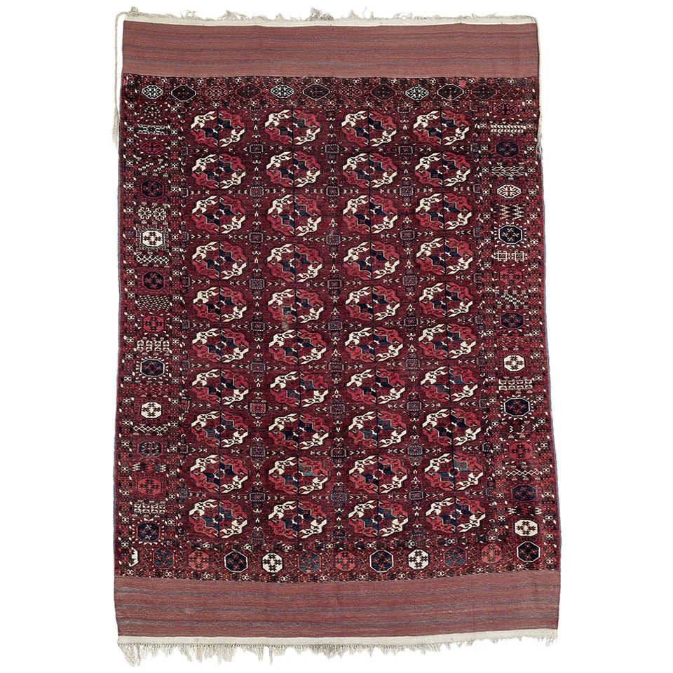 Superb Antique Turkmen Carpet