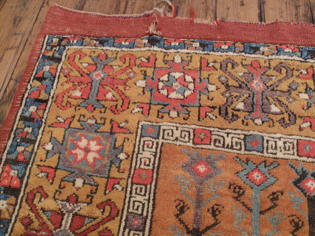 Antique Konya Prayer Rug In Good Condition For Sale In New York, NY