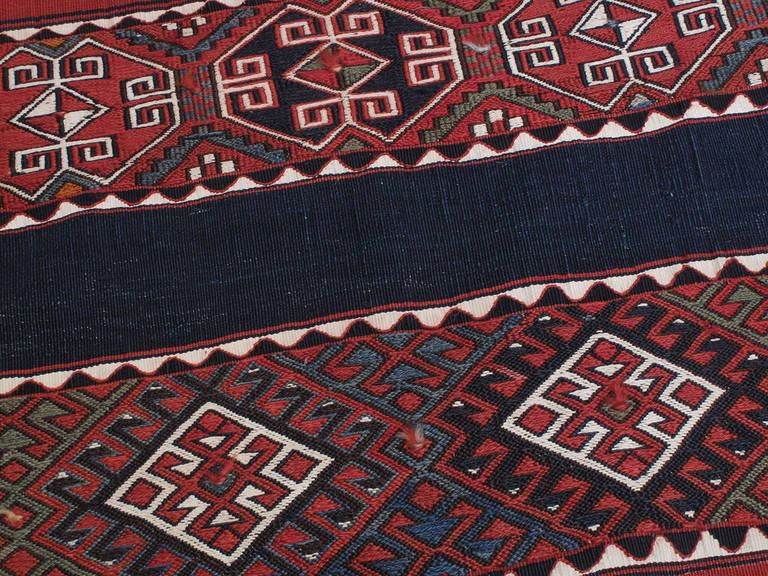 Antique Sinanli Kilim Rug In Good Condition In New York, NY