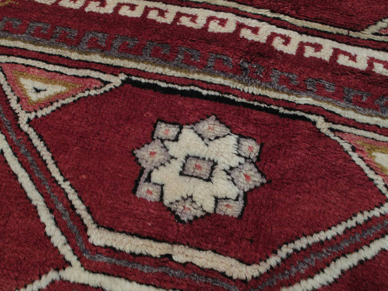 Northwestern Anatolian Rug In Good Condition For Sale In New York, NY