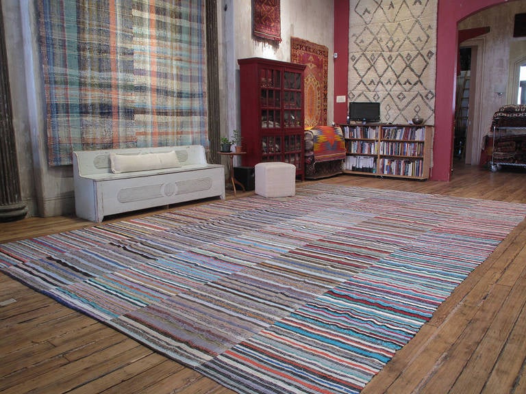 Very large cotton Pala Kilim rug.

A cotton rag Kilim rug of massive proportions, woven in Western Turkey. Lovely colors, very well preserved.

Rug size can be adjusted (please inquire).