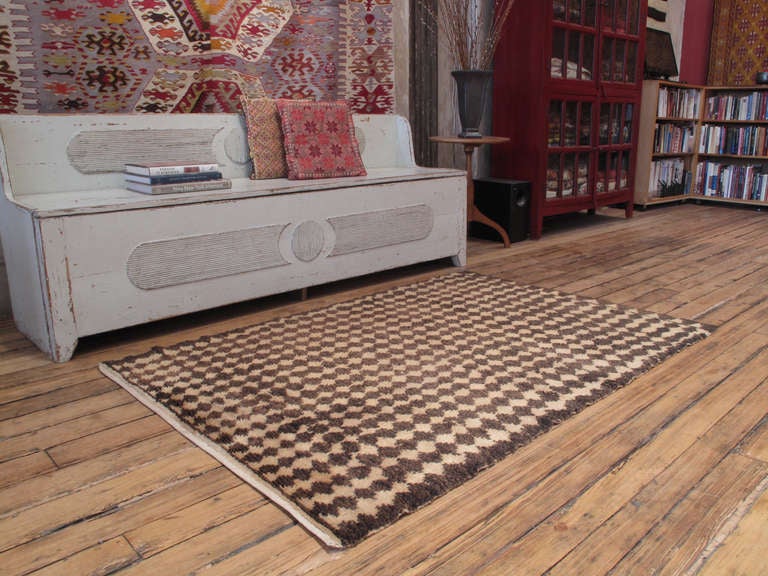 Checkered "Tulu" Rug