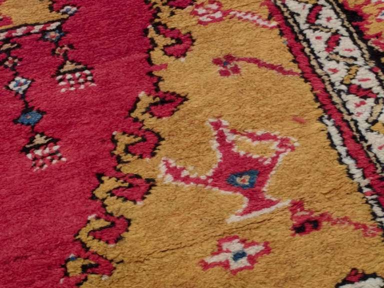 Turc Tapis long antique d'Anatolie occidentale d'antiquités en vente