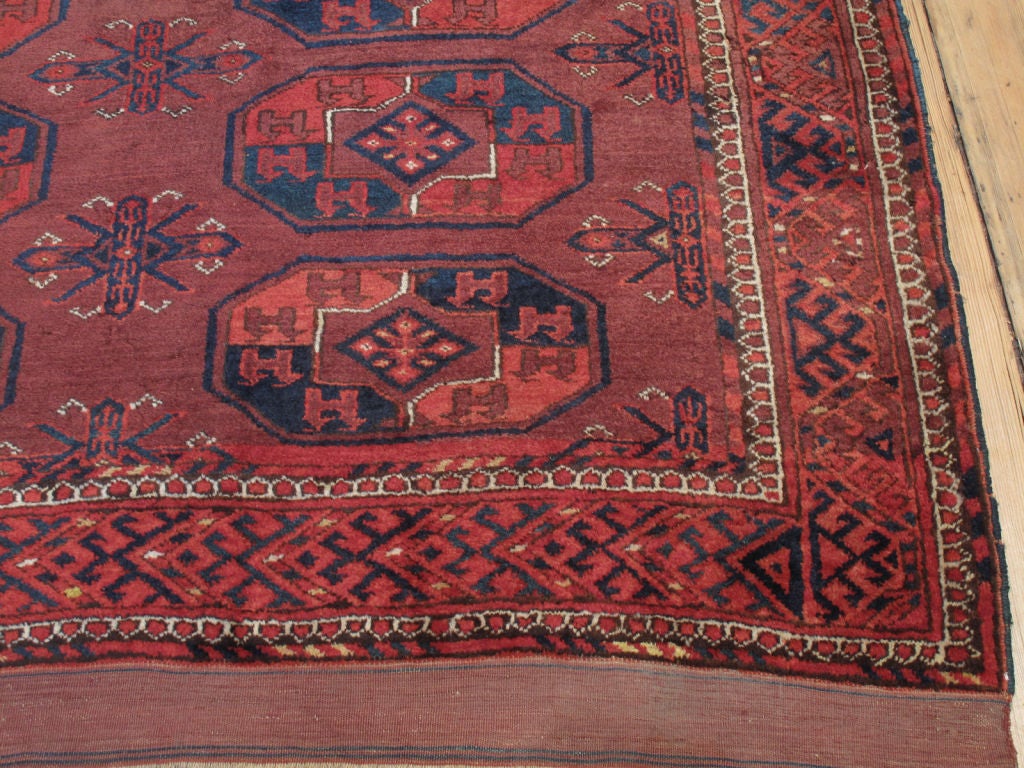 Turkmen Main Carpet In Good Condition In New York, NY
