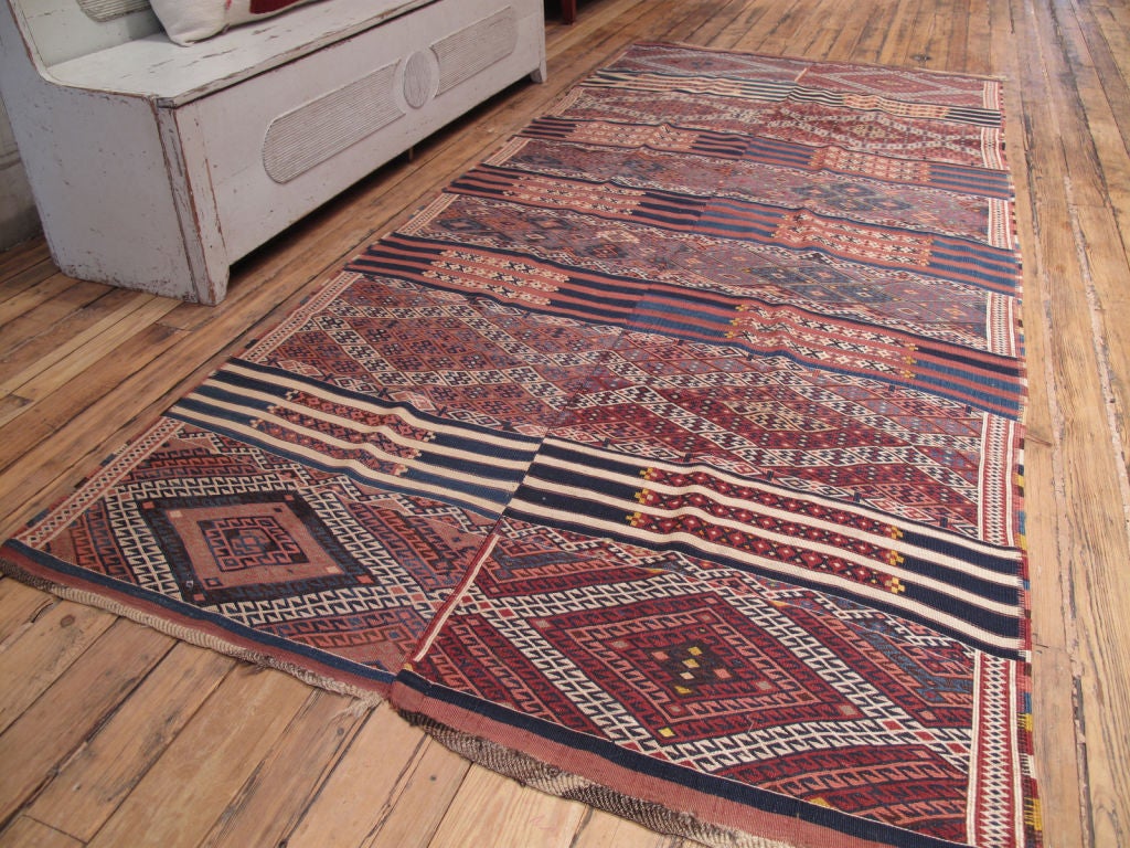 Khoy Kilim