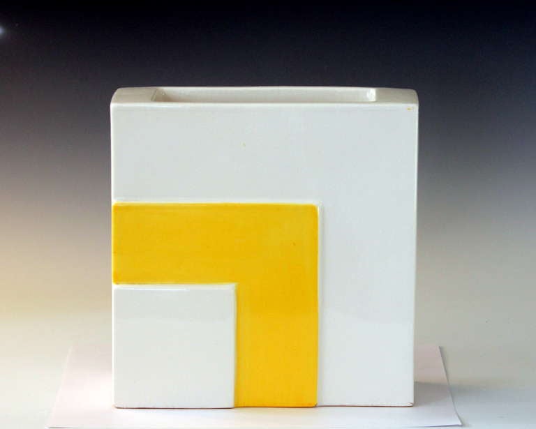 Japanese Art Deco Square Vase In Excellent Condition In Wilton, CT