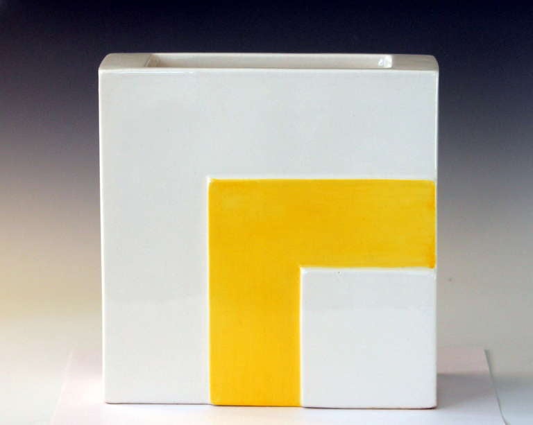 Vintage Japanese art deco vase by the Kent Art Ware Co. in square form with bold geometric design. Circa 1930's. 8 1/2