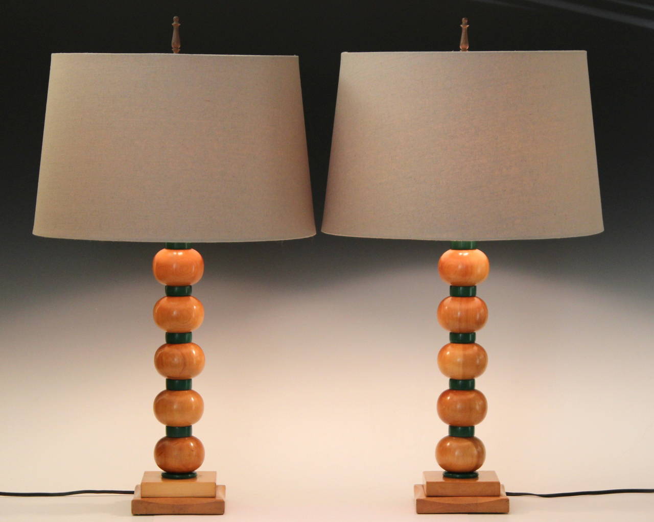 Pair of vintage atomic age lamps consisting of turned maple orbs and discs in the manner of molecular models, circa 1940s. Austrian? Scandinavian? Not sure. 26