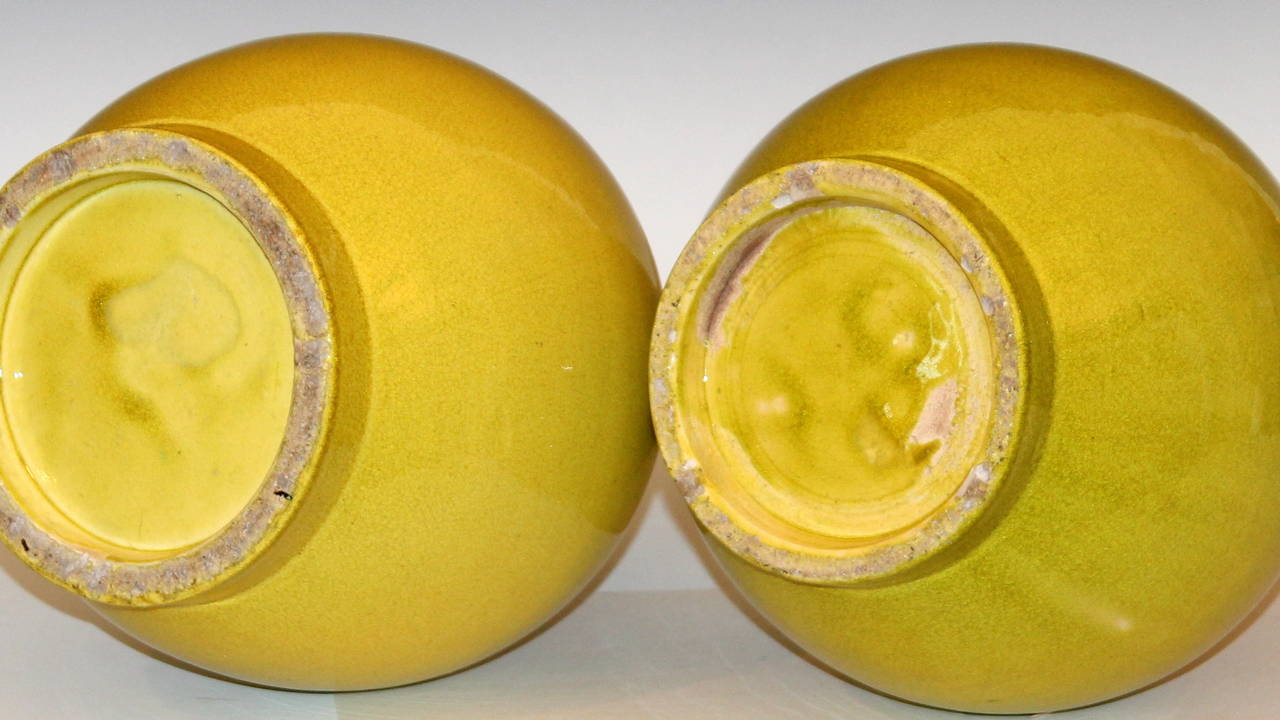 Large Pair of Antique Kyoto Pottery Bottle Vases in Acid Yellow Crackle Glaze In Excellent Condition In Wilton, CT