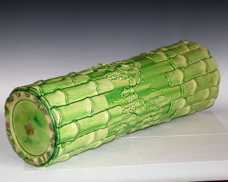 Hand-Crafted Kyoto Pottery Stick Umbrella Stand in Lime Green Glaze