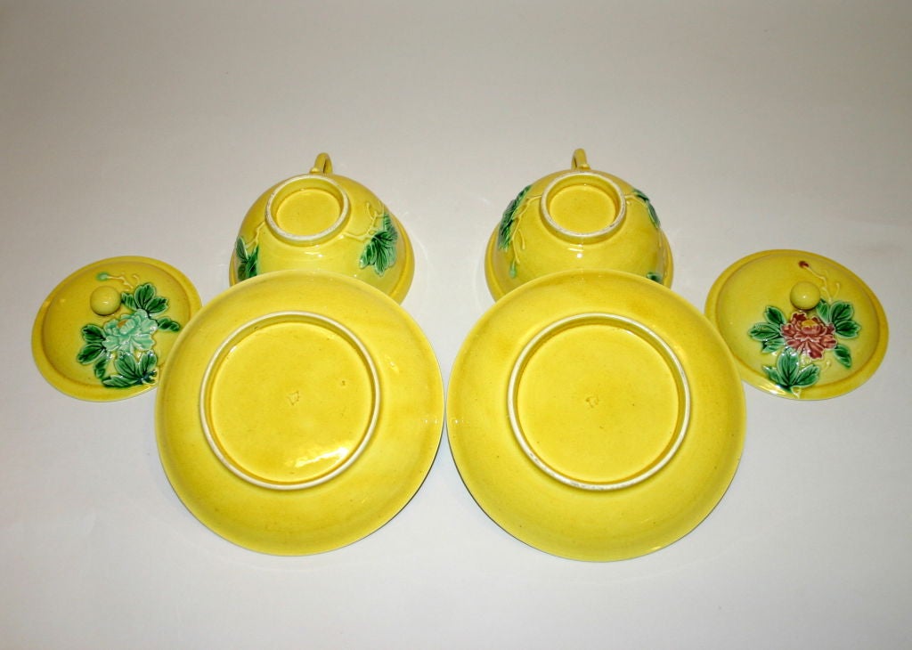 Pair Awaji Pottery Covered Bowls with Applied Chrysanthamums In Excellent Condition For Sale In Wilton, CT
