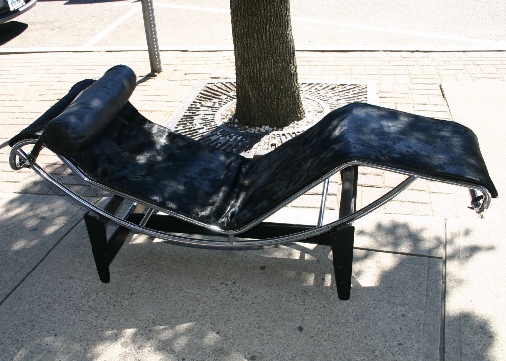 Vintage Le Corbusier Black Pony Fur Chaise Lounge Recliner
