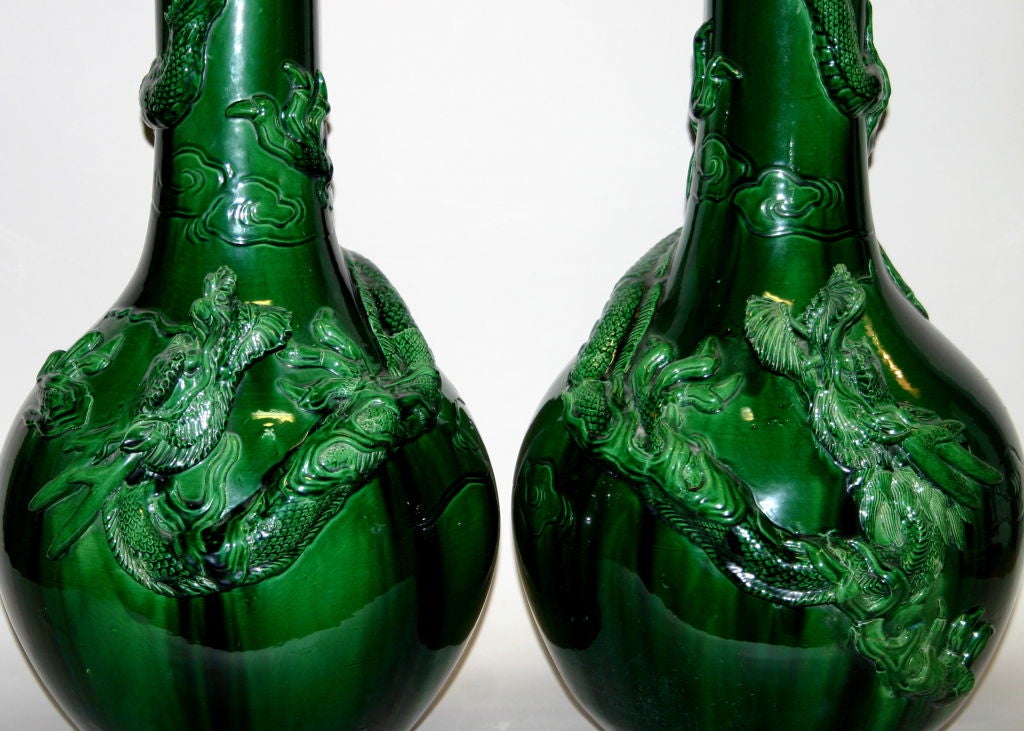 Large Pair Awaji Dragon Vases In Excellent Condition For Sale In Wilton, CT