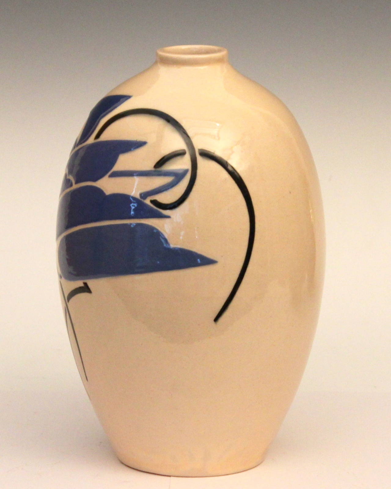 Art déco Vase en poterie du Studio Larrieu, circa 1920, art déco français.