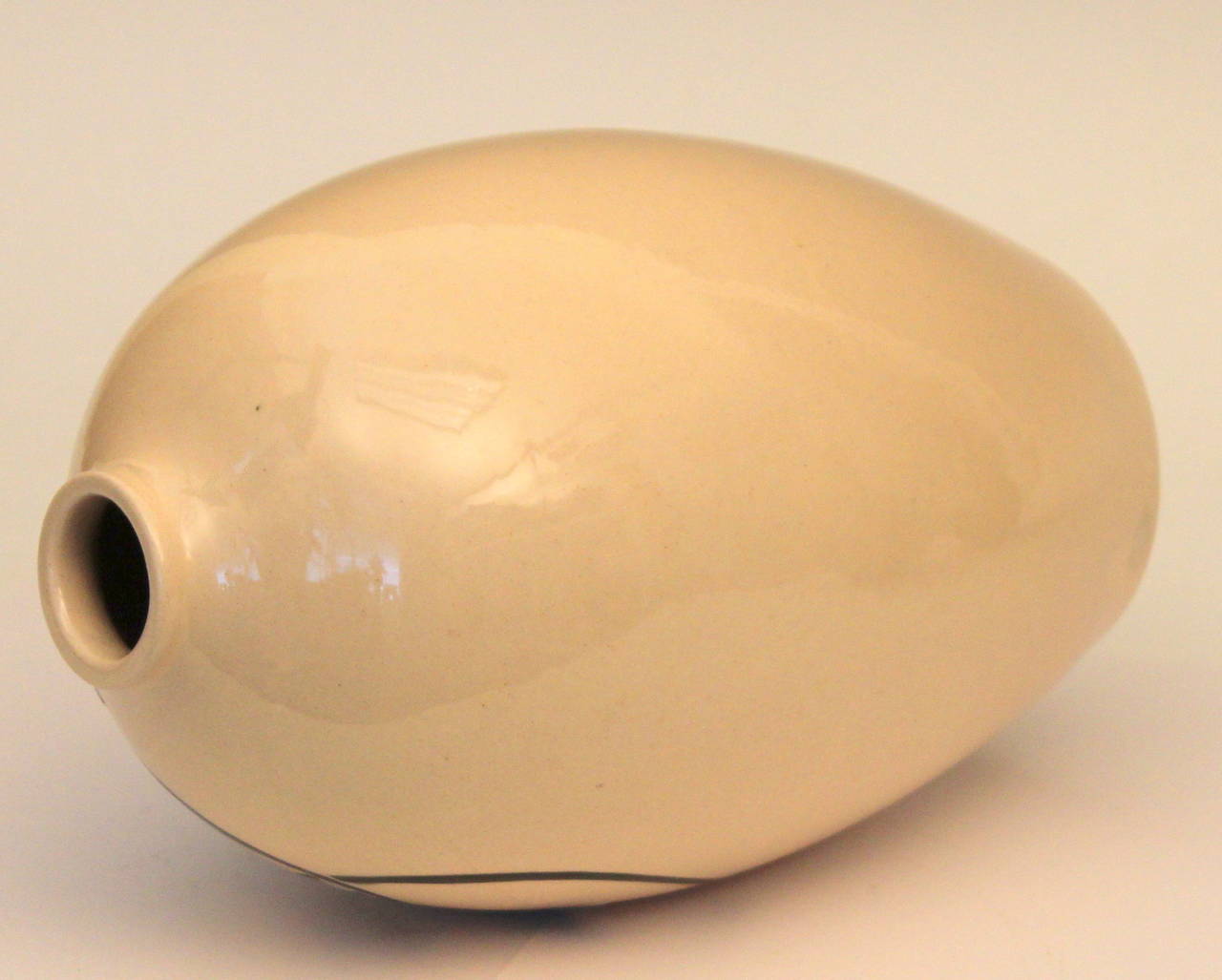 Français Vase en poterie du Studio Larrieu, circa 1920, art déco français.