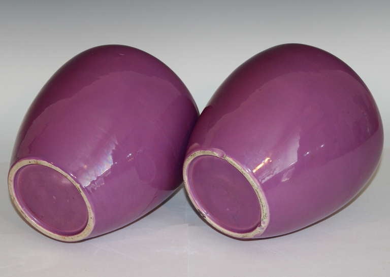 Pair of Awaji Pottery Ginger Jars in Lavender Glaze In Excellent Condition In Wilton, CT