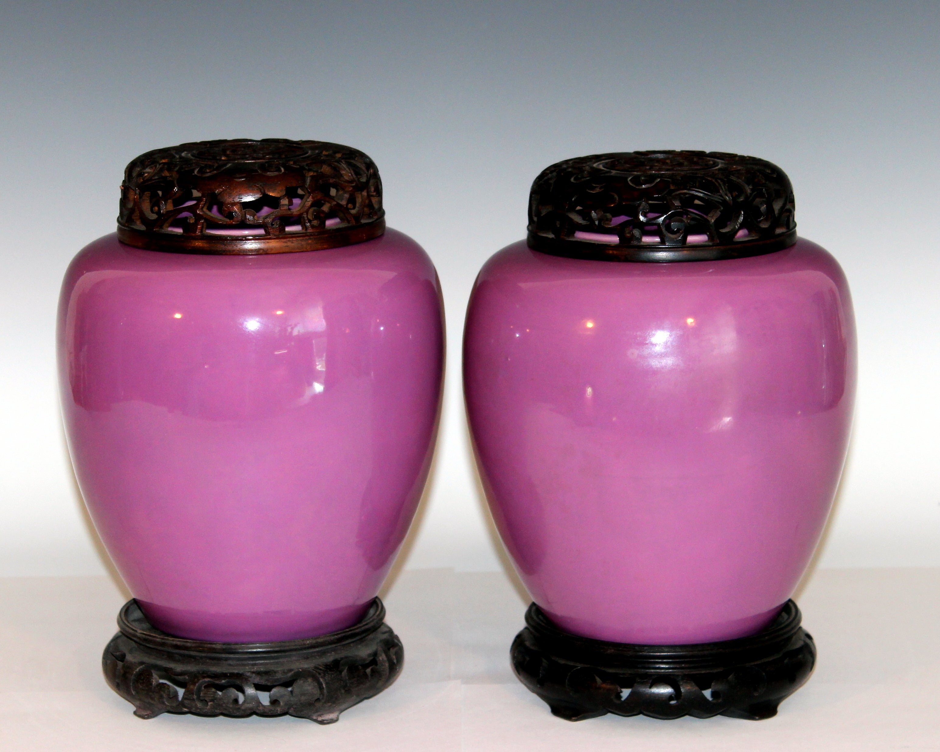 Pair of Awaji Pottery Ginger Jars in Lavender Glaze