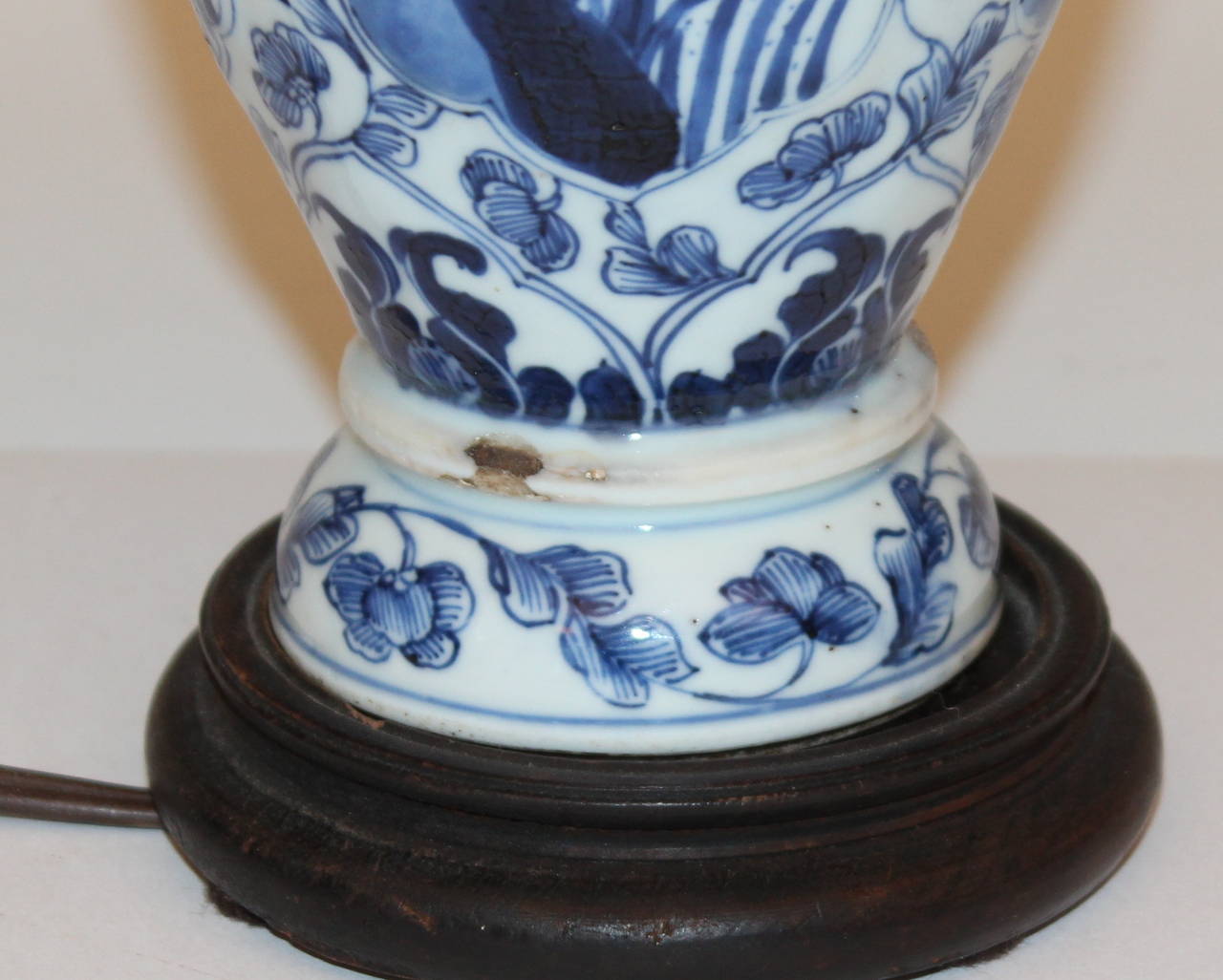 Antique Chinese Porcelain Kangxi 18th Century Blue and White Vase Lamp 4